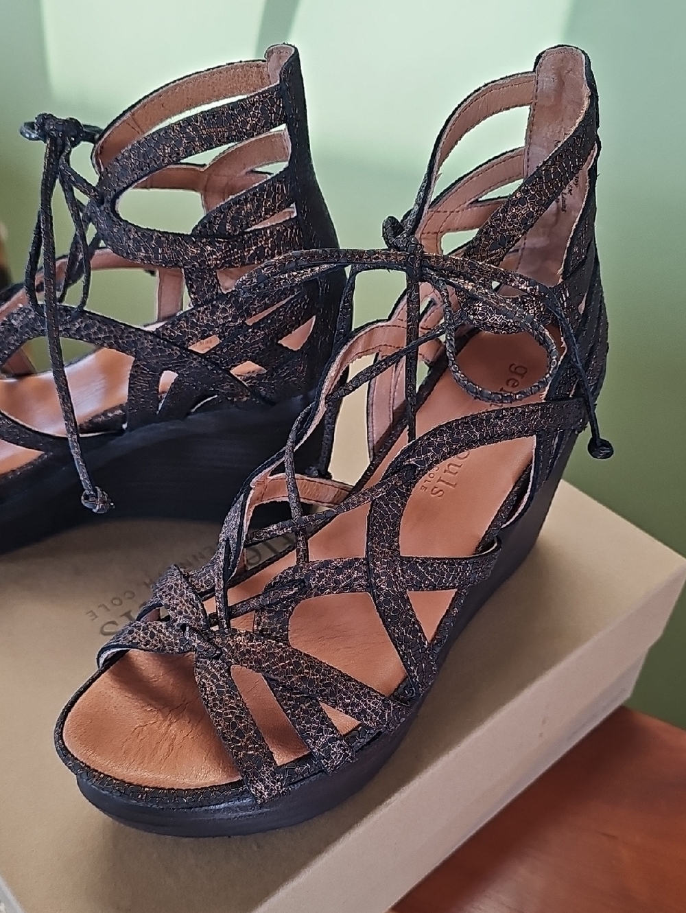 Gentle Souls by Kenneth Cole JOY Gladiator Wedges